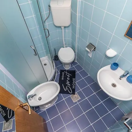 Mare Apartment *