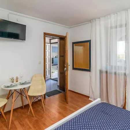 Apartment Mare